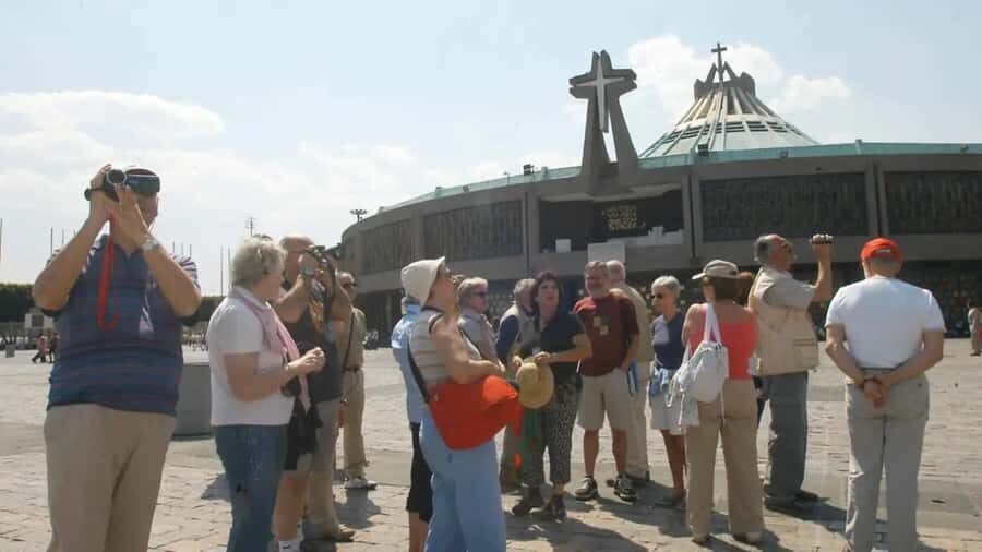 Basilica of Guadalupe: Mass and Walk on Cerro del Tepeyac - An In-Depth Look at the Basilica of Guadalupe Tour