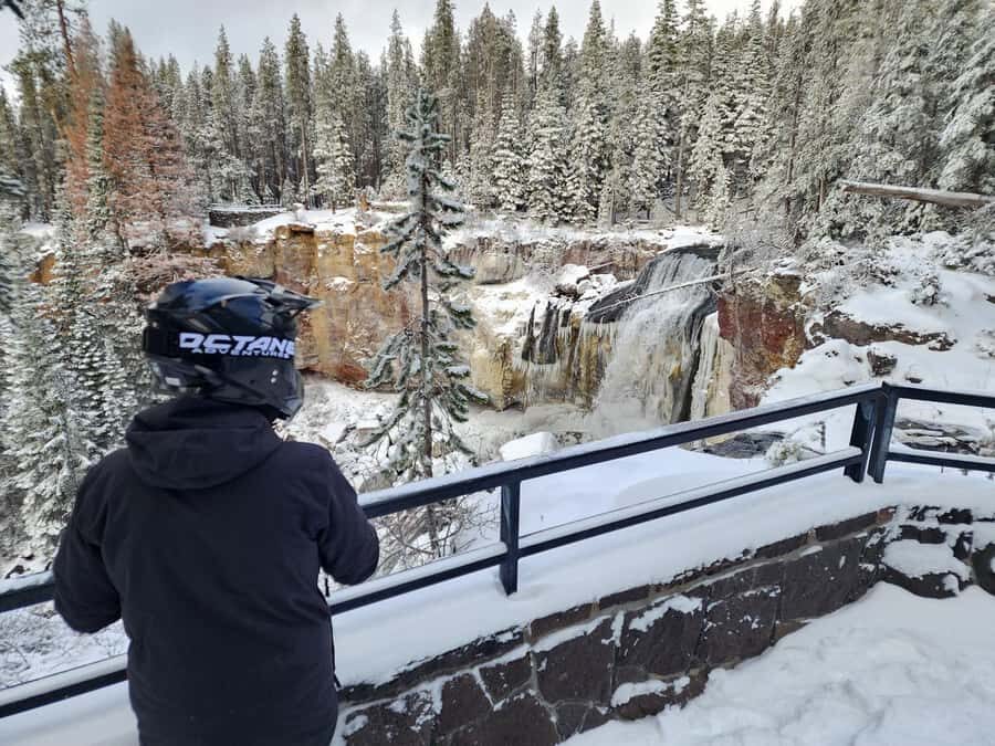 Bend: Guided Snowmobile Tours In National Volcanic Monument - The Sum Up