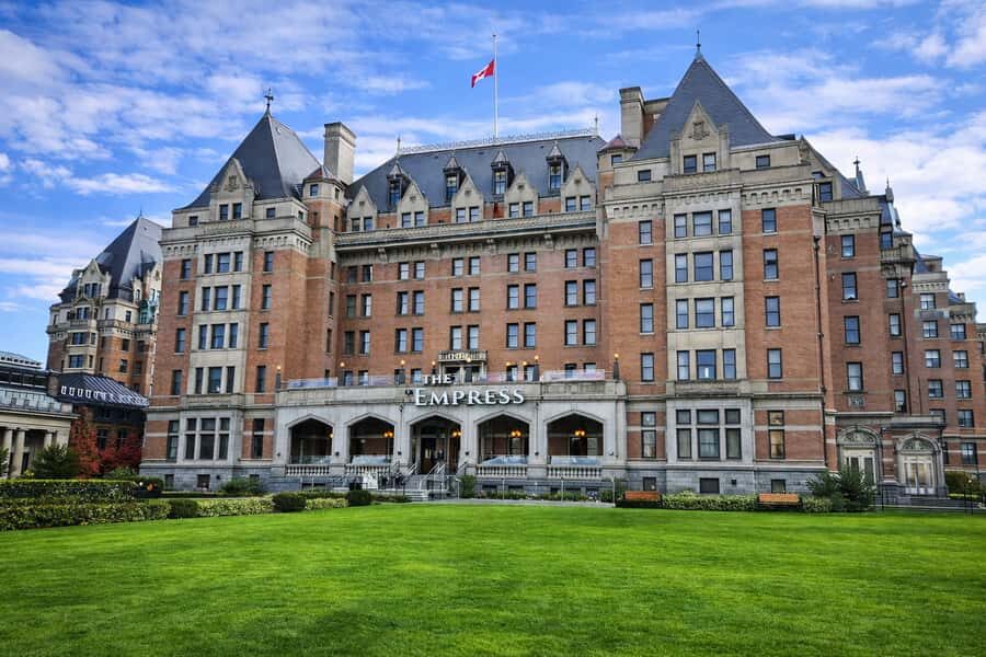 Butchart Gardens Spring & Summer Bloom Highlights (4hr tour) - The Value of a Private, Tailored Experience