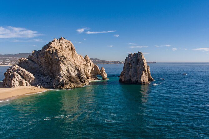Cabo Clearboat to the Arch Tour Marine Life and Iconic Views - Who Should Consider This Tour?