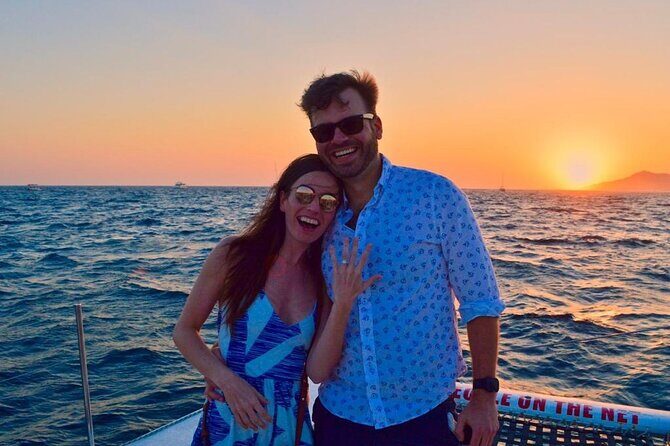 Cabo San Lucas Sunset Cruise with Unlimitted Drinks - The Experience in Detail