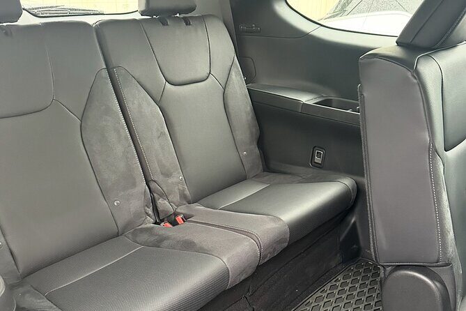 Calgary to Banff, Canmore, Lake Louise, Luxury Lexus TX - FAQ