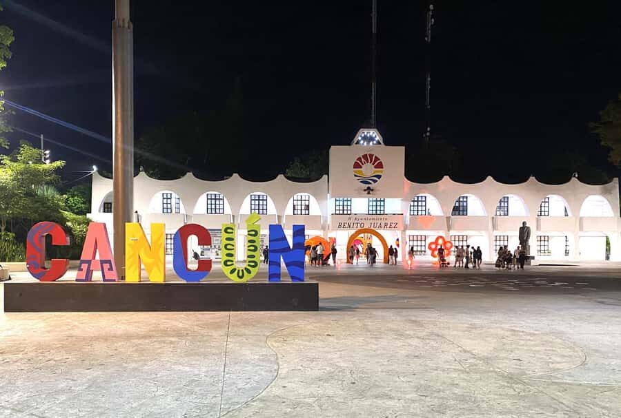 Cancun: Old Town Food Tour with 6 Tastings & A Secret Dish - A Genuine Taste of Cancún’s Downtown Life