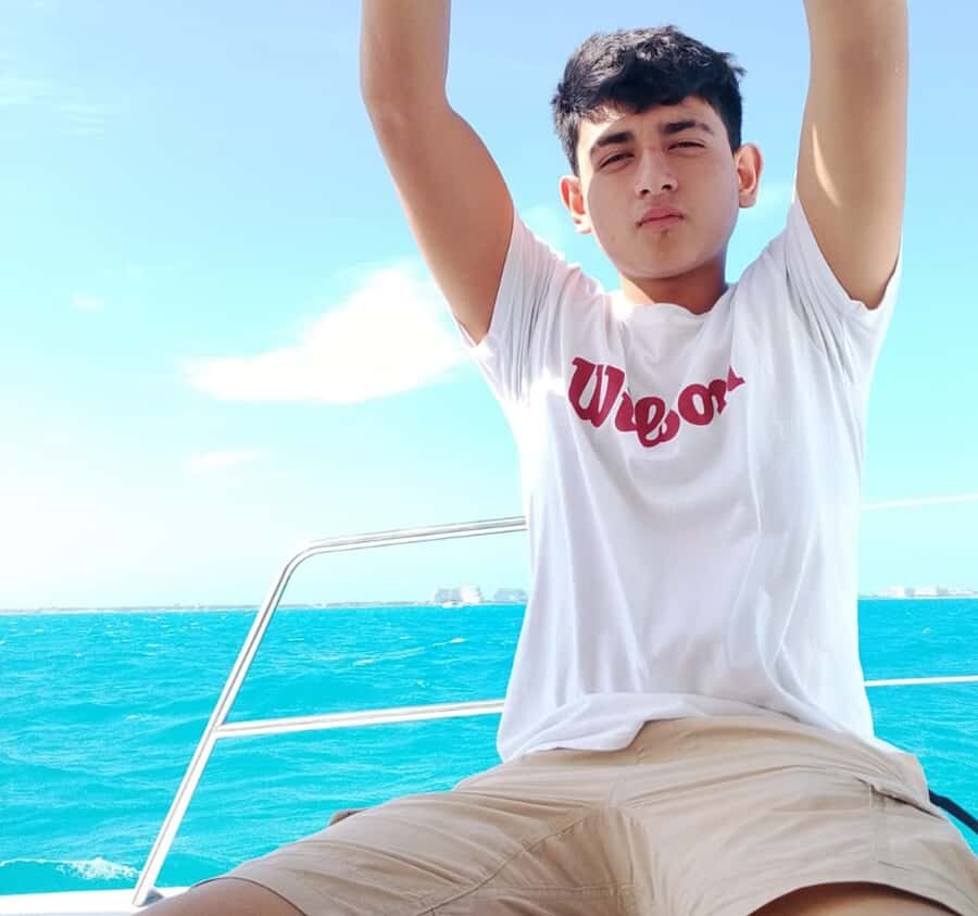 Catamaran Adventure to Isla Mujeres: Snorkeling, Food, and Transportation Included - What Do the Reviews Say?