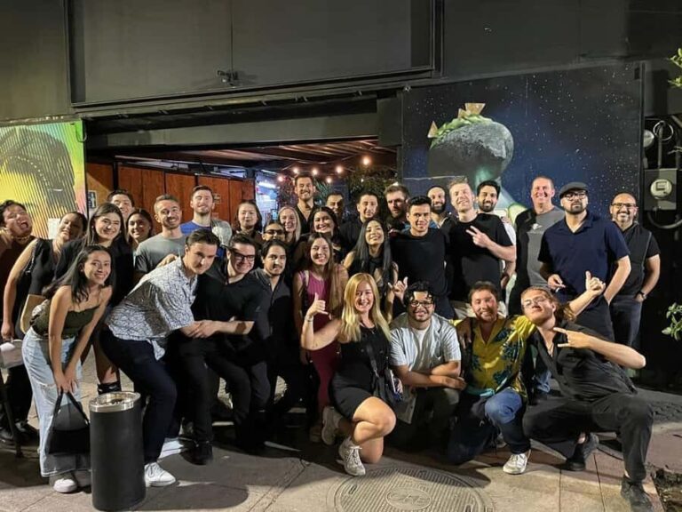 CDMX Pub Crawl: Guided Pub Crawl with Party Games - Analyzing the Value