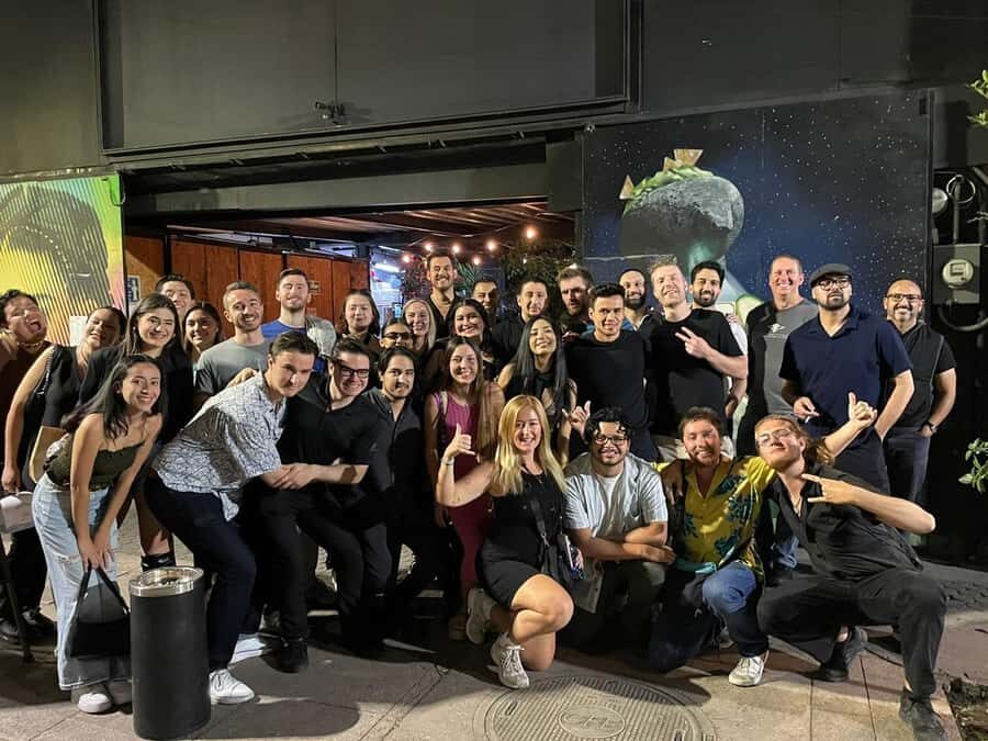 CDMX Pub Crawl: Guided Pub Crawl with Party Games - Analyzing the Value