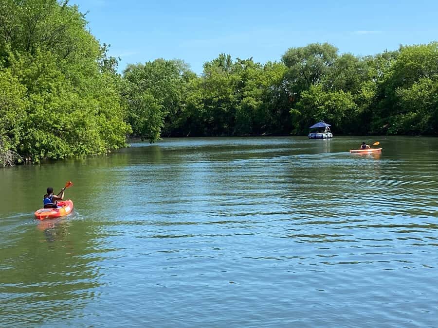 Chicago: 2-Hour Kayak Rental from North Rockwell - What to Expect During Your Kayaking Adventure