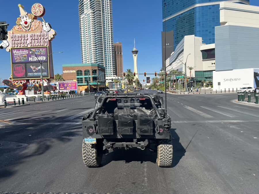 Combo: Las Vegas Strip, Desert & History Tour by Hummer - Who Would Love This Tour?