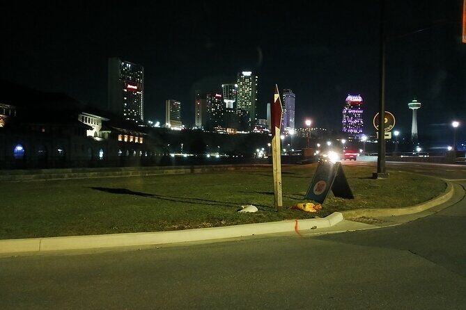 Complete Guided Tour of Niagara Attractions and Trails - An In-Depth Look at the Tour Experience