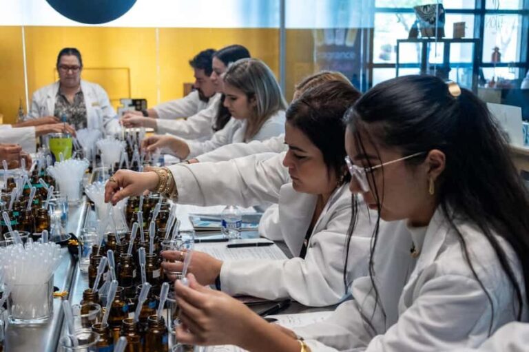 Coral Gables: Miami Perfume Making Experience - Workshop 90 - The Experience in Detail