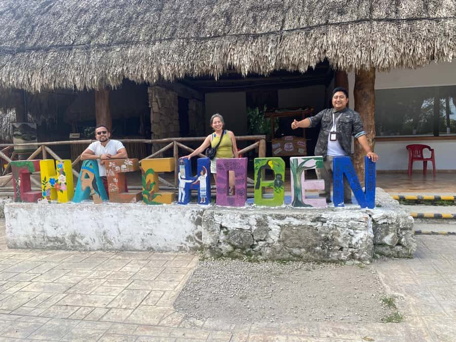 Costa Maya: Chacchoben Ruins Shore Excursion & Fruit Tasting - Exploring the Chacchoben Mayan Ruins