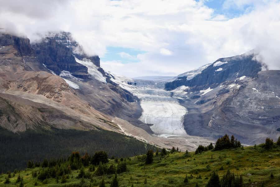 Day Trip to Jasper + Banff with picnic and drinks - Who Is This Tour Best For?