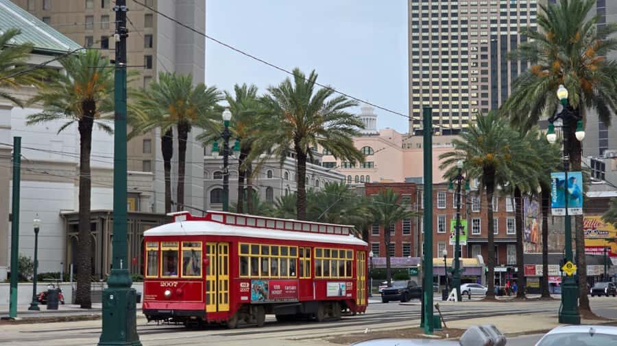 Daywalkers: New Orleans Daytime Supernatural History Tour - What Makes This Tour Stand Out