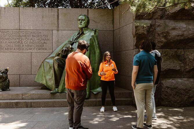 DC in Spring: Cherry Blossom & Tidal Basin Memorials Walking Tour - A Deep Dive Into the Tour Experience