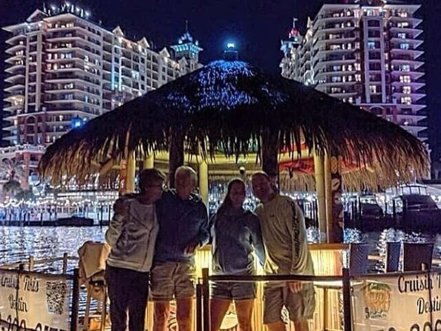 Destin: Harbor Lights Night Cruise on Cruisin Tikis - Who It’s Best For