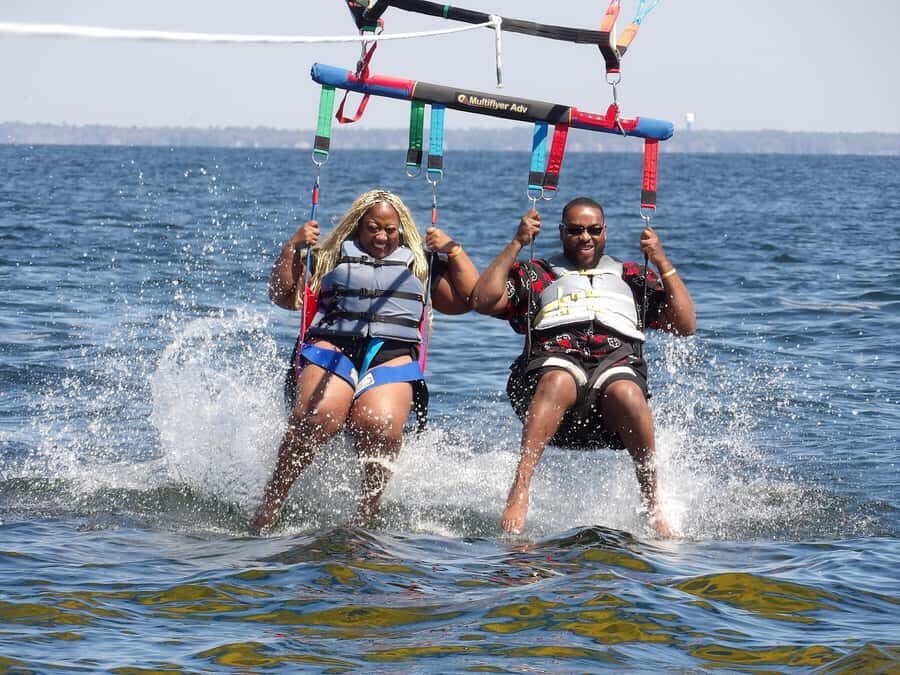 Destin: Sky High Parasailing From Marina Cafe - What Makes This Tour Stand Out?