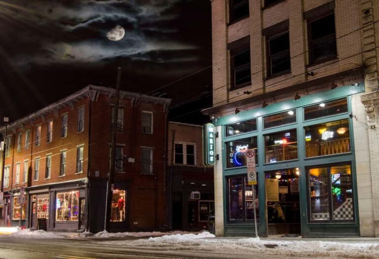 Echoes from the Iron Forge: Pittsburgh Phantoms Ghost Tours - Why Visit Pittsburgh’s Haunted Side?