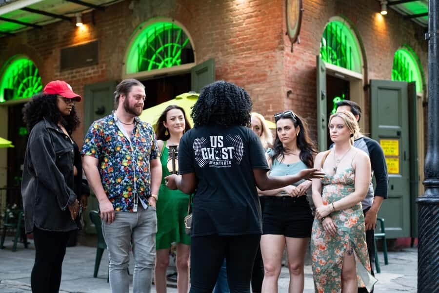 Embers of the Windy City: Chilling Chicago Ghost Tours - The Experience: What You Can Expect on the Ghost Tour