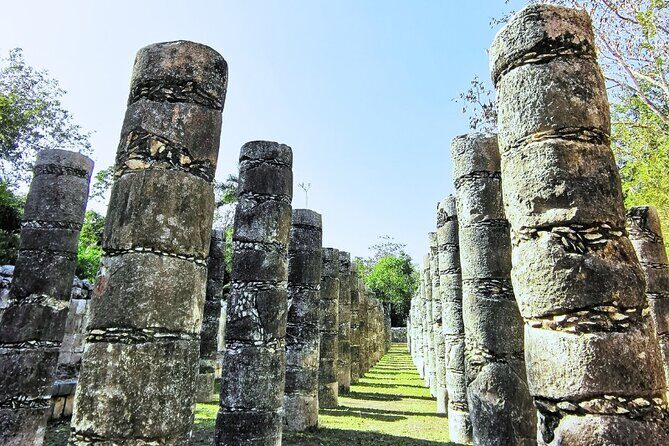 English and Spanish Guide Chichen Itza First Access - A Deep Dive into the Chichen Itza Early-Access Tour