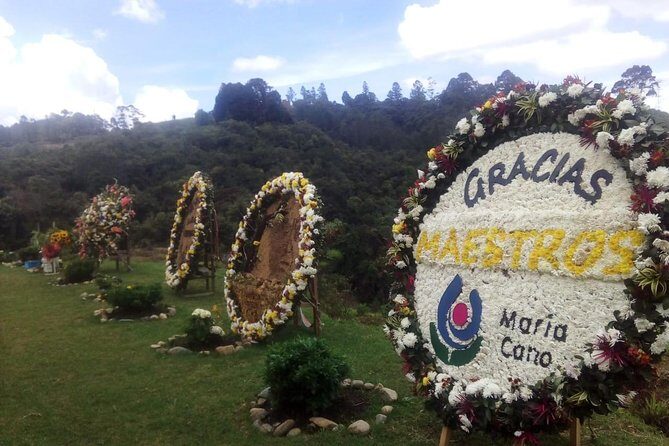 Exotic flowers farm and silleteros cultural tour - Exploring Colombia’s Floral Heritage
