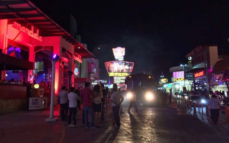 Experience the Night Energy of Cancún Tour - What to Expect on the Tour