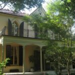 Explore New Orleans' Garden District: Private 2-hour Walking Tour - What the Reviews Say