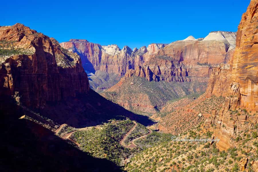 Explore Zion: Private Hiking Photography Tour from Las Vegas - A Closer Look at the Zion Private Tour