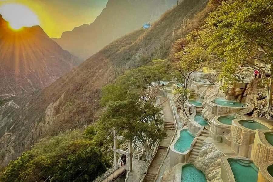 From Guanajuato: Tolantongo Caves Guided Private Tour - The Journey Begins: Comfort and Convenience