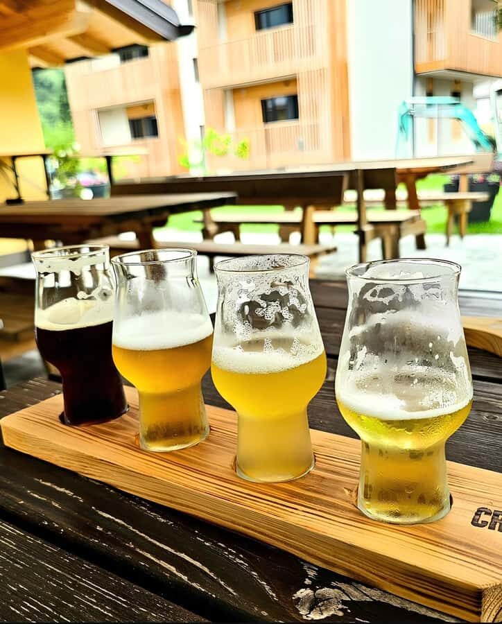 From Mexico City, VIP Tour to Teotihuacan: Pyramids, Beer, and Mezcal - Visiting a Craft Brewery with a Tasting