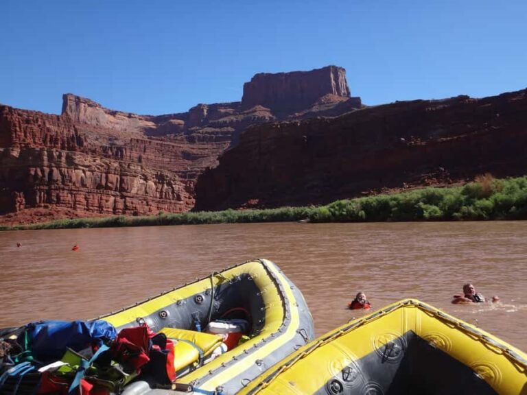 From Moab: Canyonlands 4x4 Drive and Calm Water Cruise - Who Would Enjoy This Tour?