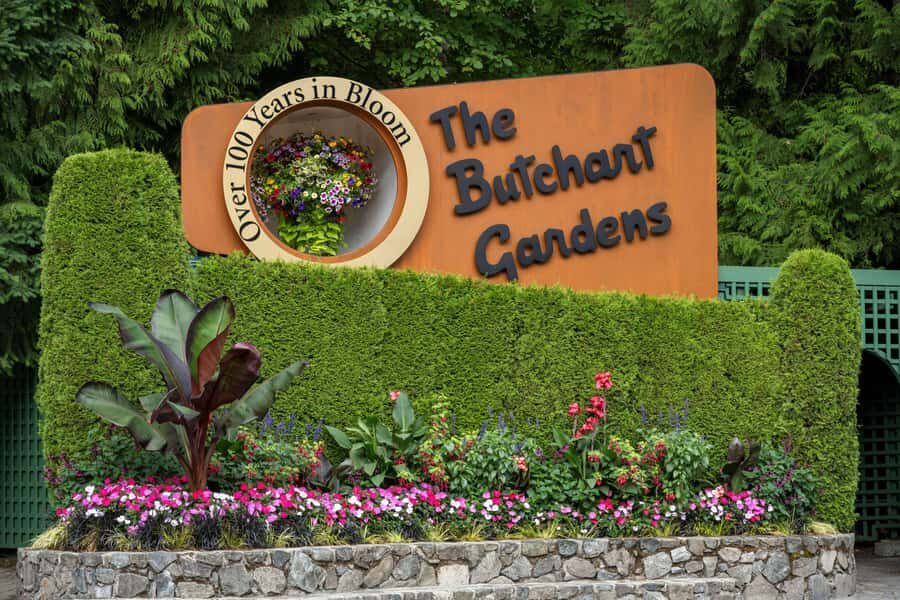 From Vancouver: Victoria & Butchart Gardens Tour with Cruise - Exploring Victoria: The Capital Charm