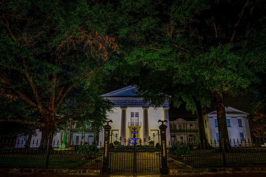 Graveyard Ghosts & Ghouls of Little Rock Ghost Tour - Deep Dive: Why This Tour Offers Good Value