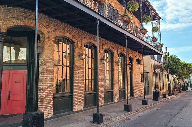 Greatest Hits of the New Orleans French Quarter Walking Tour - Practical Considerations and What to Expect