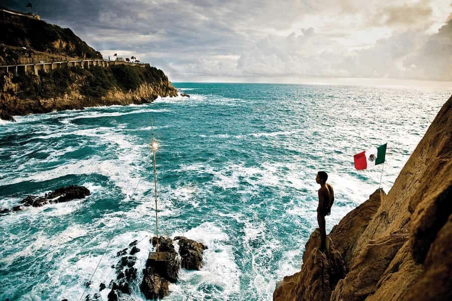High Cliff Divers of Acapulco - Authenticity and Cultural Significance