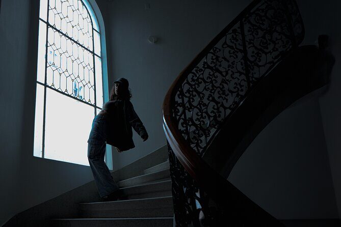 Iconic CDMX Photoshoot with Professional Posing and Editing - Who Should Book This Photoshoot?