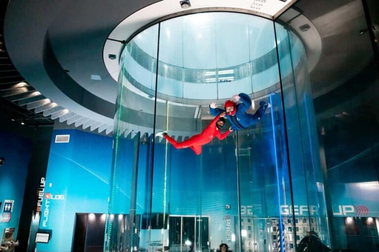 iFLY Edison New Jersey First-Time Flyer Experience - Authentic Reviews from Visitors