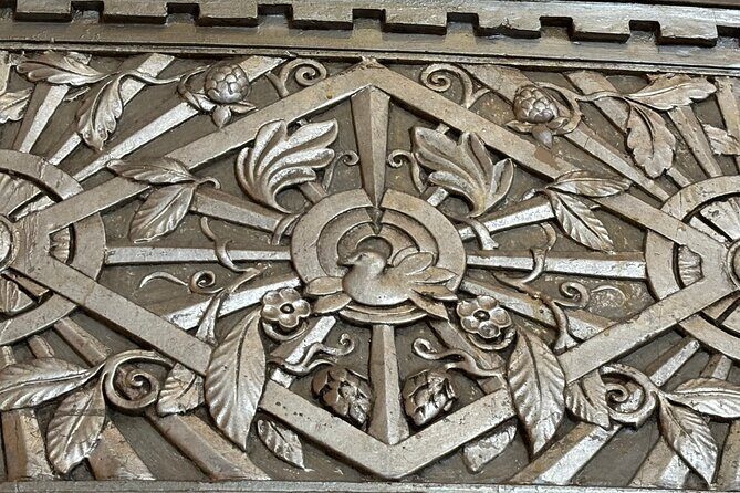 Intro to Chicago Architecture - Tribune Tower: A Gothic Marvel