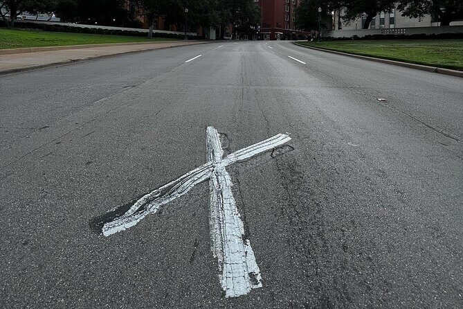 JFK Assassination Tour with Rooming House and Sixth Floor Museum - The value of this experience