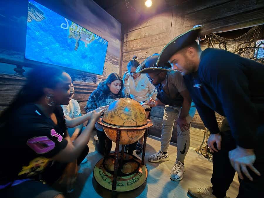 Kapolei: Blackbeard's Escape Room Experience - The Puzzles and Clue System