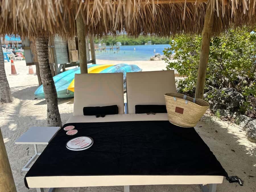 Key Largo: Private Beach Cabana - The Experience and Location