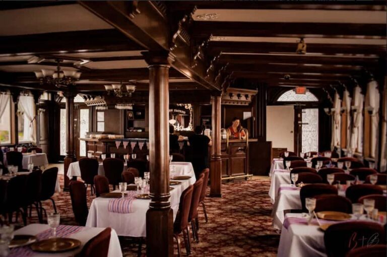 Lake Conroe: Sunset Dinner Cruise with Live Music - Practical Details and Tips for Your Sunset Dinner Cruise