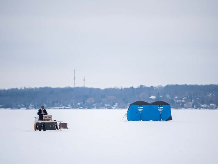 Lake Simcoe: Ice fishing experience - The Pleasure of Ice Fishing