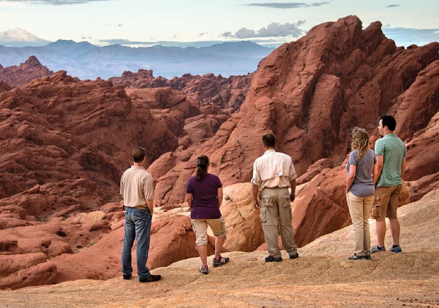 Las Vegas: Valley of Fire Tour in Luxury Tour Trekker - An Authentic Look at the Valley of Fire Tour