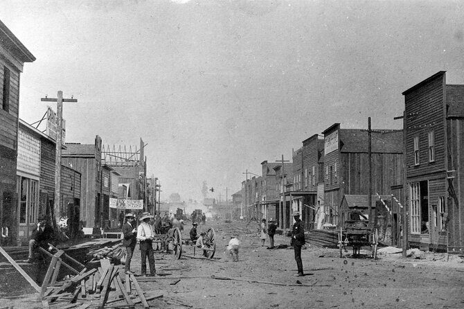 Legend of the Gastown Gold Mystery Dining Experience - Detailed Breakdown of the Experience