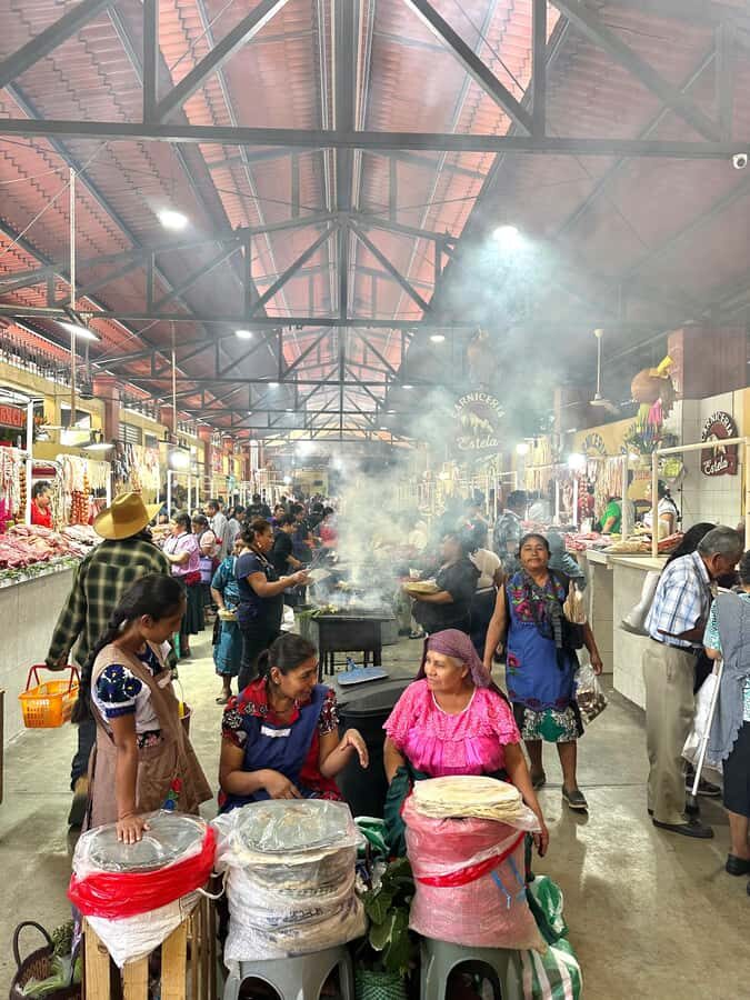 Let's eat at the Tlacolula Market on Sunday and have some Mezcal - The Market Itself: A Tapestry of Colors and Flavors