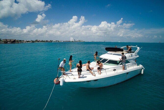 "Live the Luxury Life: Rent Your Own Yacht in Cancun!" - Who Will Love This Tour?