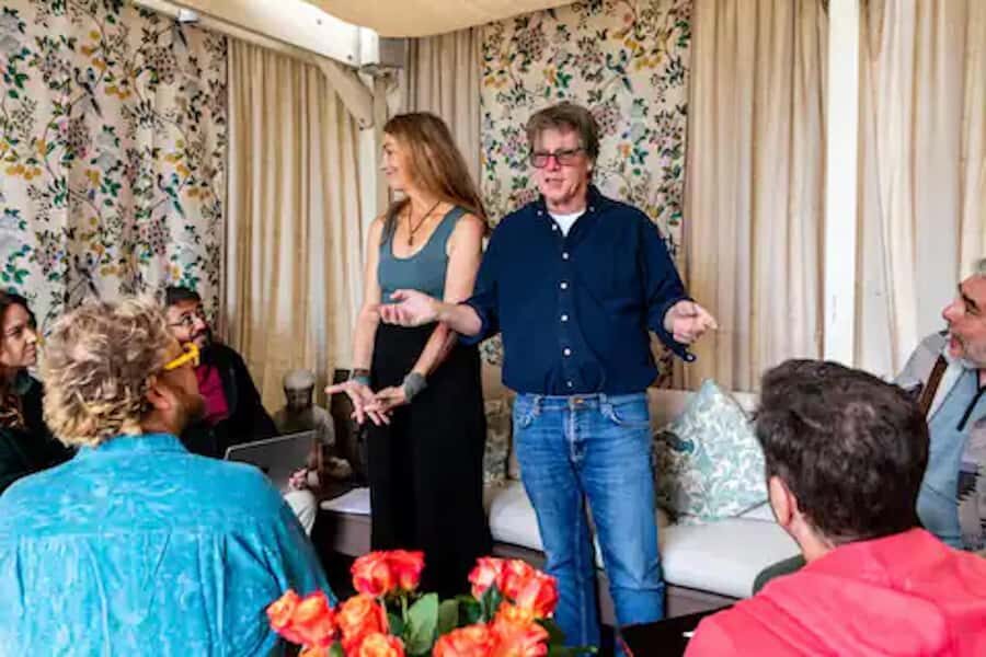 Los Angeles: Writers Workshop with Hollywood Writers - Who Should Consider This Experience?