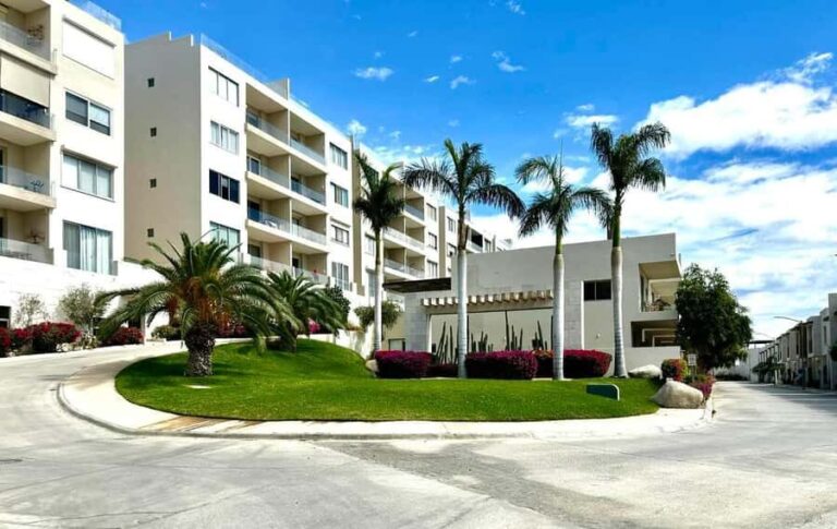 Los Cabos: Real Estate Tour with Welcome Drink and Coffee - Detailed Breakdown of the Experience