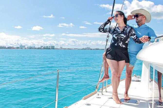 Luxury Catamaran to Isla Mujeres All Inclusive Open Bar Buffet - In-Depth Itinerary Breakdown