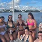 Luxury Hot Tub Boat of DC Potomac Monuments Private Tub up to 10 - Who Should Book This Tour?